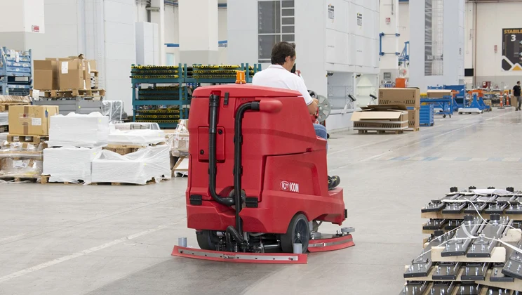 Macchine per la pulizia industriale e urbana -Lavapavimenti